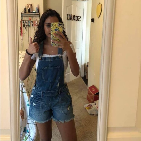 hollister overalls - Picture 2 of 2